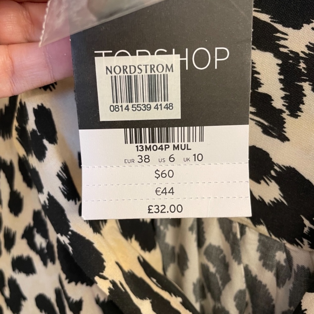Leopard button down blouse - Picture 2 of 2